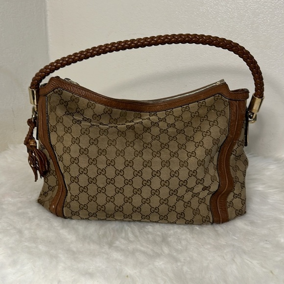 💯Authentic Gucci Hobo Style Handbag🍀 - Picture 9 of 16